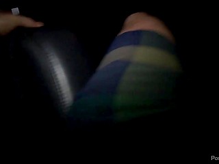 Самцу понравилось, как две опытные партнёрши наперебой сосали его мощный член на камеру 3