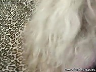 Голландская самка уже немолода, но сисечки есть, так что мужик не прочь трахнуть её 5