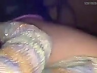 Лиц практически не видно, но зато чётко снято как болгарская самочка получает сперму на мордашку 4