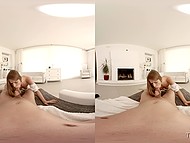 Пацан в VR-шлеме разрешил горничной отдохнуть от уборки и вместо этого пошпилиться с ним 10