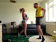 Blonde does exercises in the park and doesn't know that she is bumpkin's sexual target 5