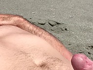 Tourist films a naked girl with shaved pussy underwater then jerks off on the beach 10