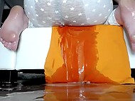 Несколько раз лизнув жопу девки в розовых чулках, парень занялся с ней любовью до окончания внутрь 6