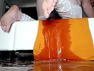 Несколько раз лизнув жопу девки в розовых чулках, парень занялся с ней любовью до окончания внутрь 9