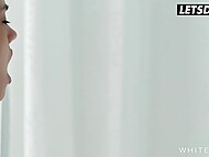 Masseur couldn't resist and started seducing this gorgeous client with a flawless slender body 6