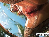 Den uforlignelige, blækfarvede ven Christy Mack afslører sine nøgne skønheder, når hun poserer ved poolen i en samling