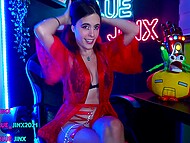 Kinky video blogger watches porn of busty blonde chick and horny male fucking and comments the session 11