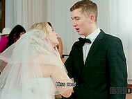 Bride got nervous before the wedding and had sex with another dude while the groom stood and looked on 5