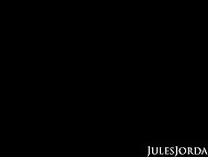 Ricky Johnson joins Riley Reid for an unforgettable interracial gangbang 5