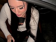 Amgbombaaa enjoys engaging in public risky activities like a blowjob and foot fetish in a car. 9