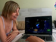 Chilena Incognita ends up in a sexual bet with her girlfriend. 4