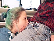 Nerdy dude gets seduced by his slutty stepsister who wanted to copy his physics test 5