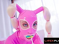 Latex bunny tLaScarlet Chase feasts on triple pleasure with anal toys, dick and a ruthless fuck machine 8