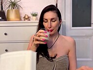 Stepson saw his horny mom Liza Virgin masturbating in the shower and suggested her blowing him 5