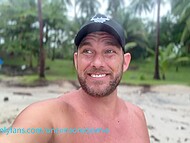 A beach babe shows off her sculpted physique for Robbie OZ to enjoy 7