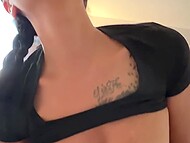 Hayleyxyz's pants split due to squatting, revealing her pussy for the perverted personal trainer 5