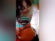 The guy finds his shy girlfriend in the kitchen and gives her rough fucking right there 7