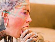 Alt slut with inked body Anuskatzz moans through an extreme anal pounding 6