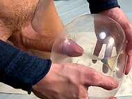 Watch Fap2it's condom balloon sex toy tutorial to hear the guy moan loudly as he approaches ejaculation 9