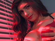 Mia Khalifa's hot debut: first-ever orgasm she gave herself caught on camera 11