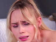 MariMoore caught her BF cheating with his stepsister due to him forgetting to hang up 10