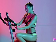 All taut pussies want is cunnilingus so girls allow each other to lick off down there 4