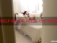 Beautiful girl agrees to suck stepdad's cock, but he shouldn't ejaculate in her mouth 8