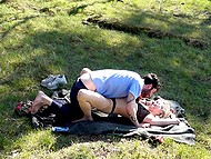 Man knew romance with Greek woman wasn't eternal and hurried to take her to nature to make it 4