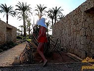 Girl in large hat flashes ass and this amateur video will be uploaded to famous porn site 7